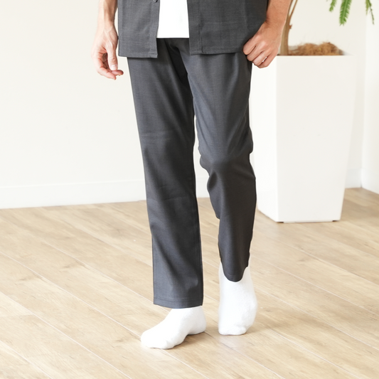 NOBIRUNOストレッチパンツ(リネンライク)
