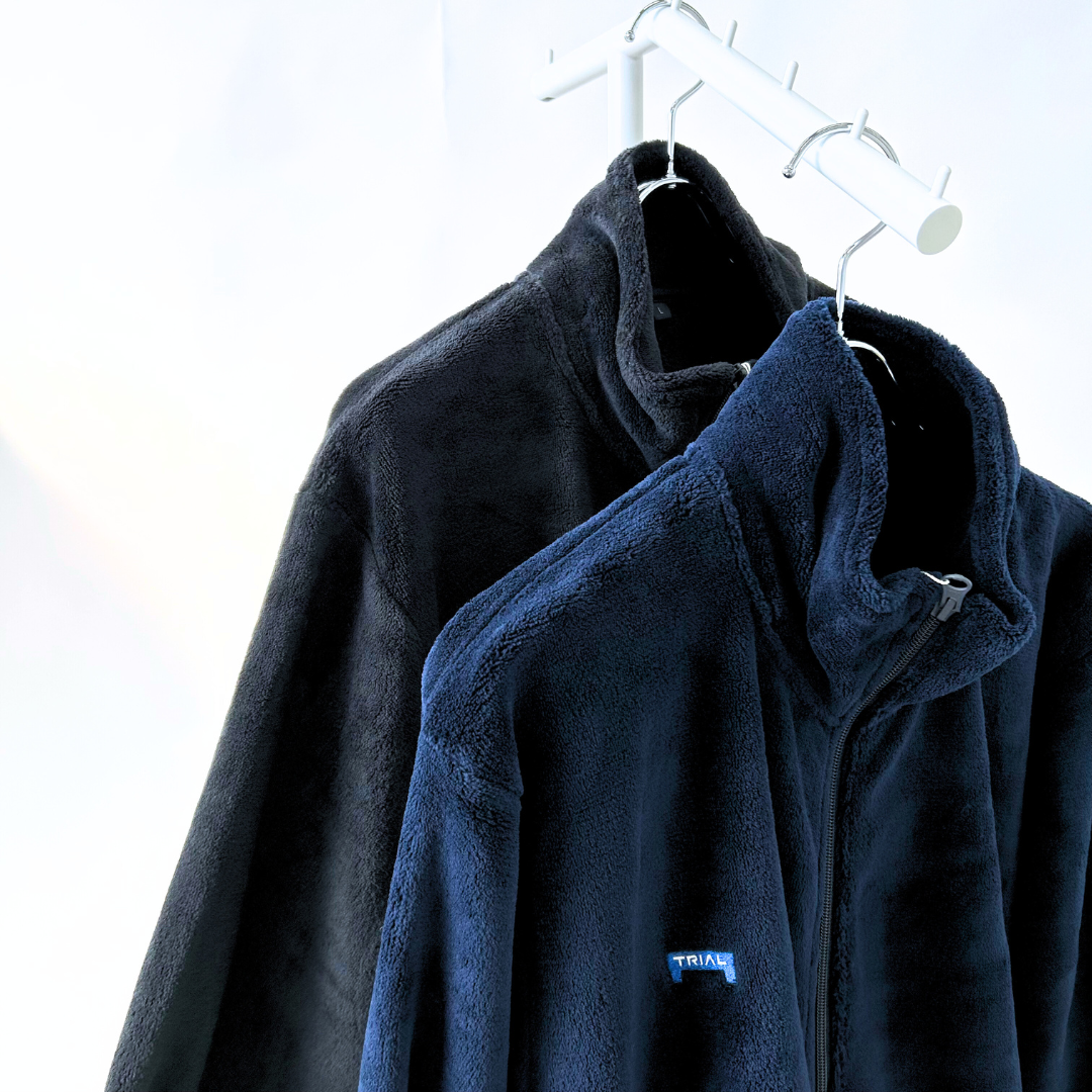 シルキーフリースジャケット(TRIAL刺繍)