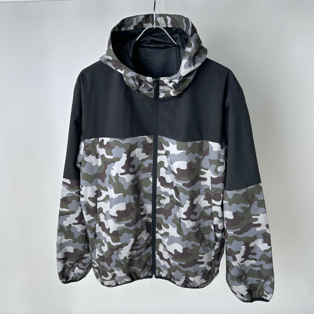 テックシェルパーカー(総柄)