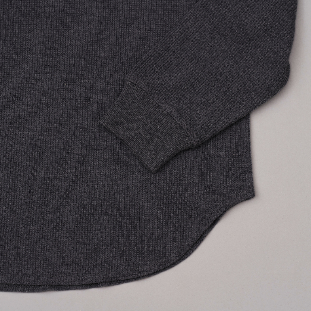 ワッフルクルーネック長袖Tシャツ