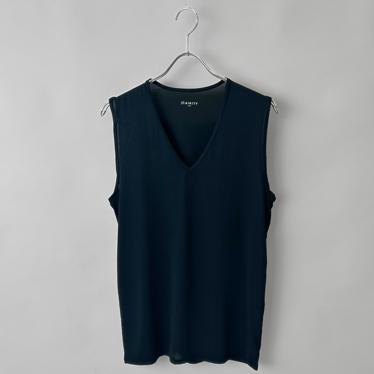 MEN AIRITYメッシュVネックスリーブレス