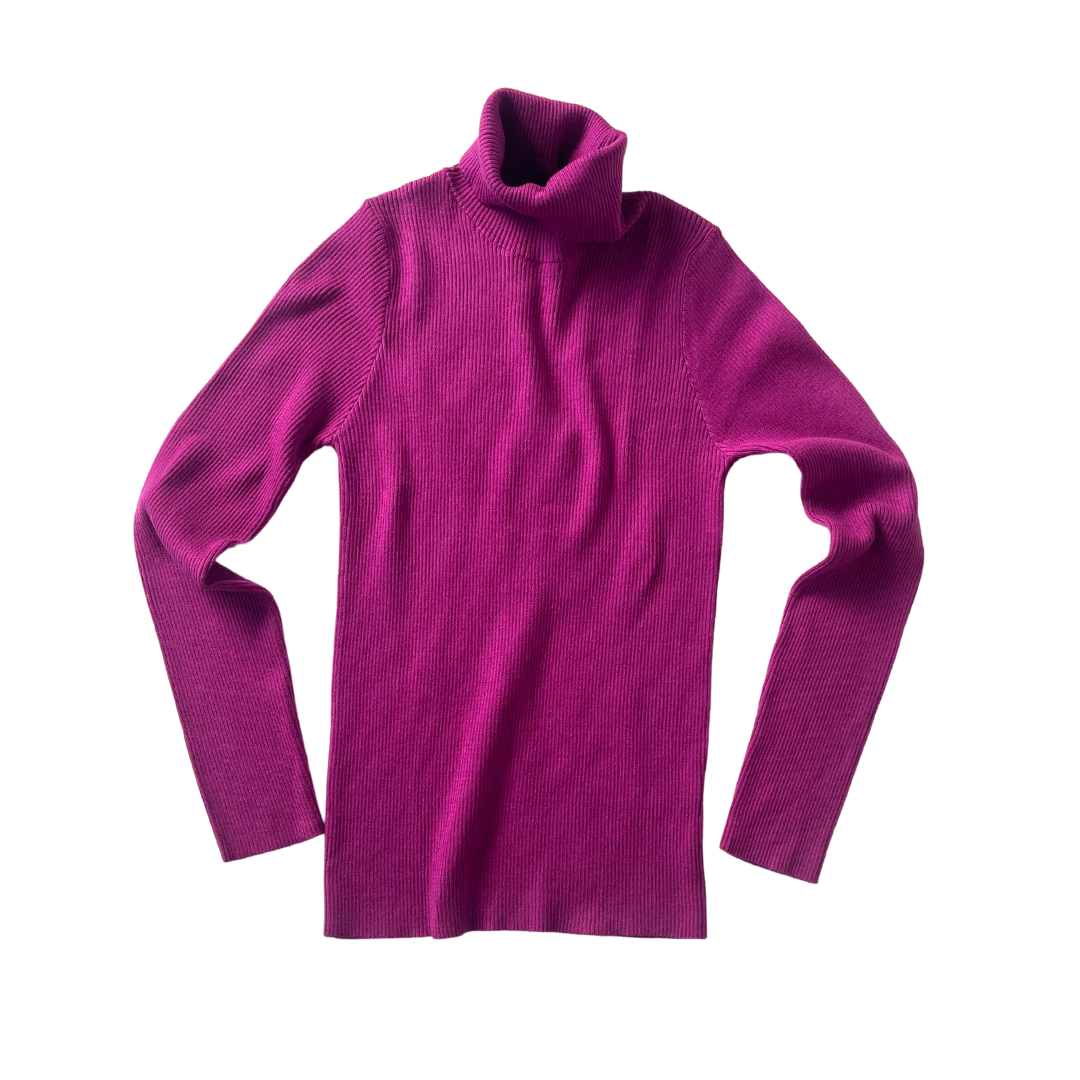 シルキーニットタートルネックセーター