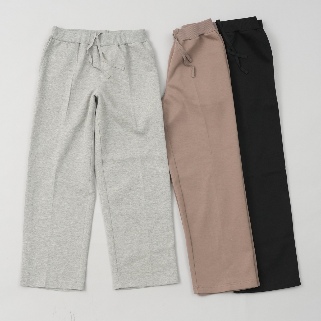 エアリーストレッチパンツ