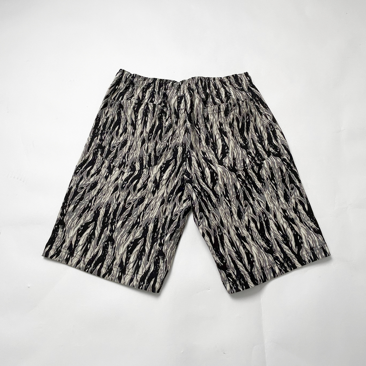 NOBIRUNOストレッチショートパンツ(総柄)