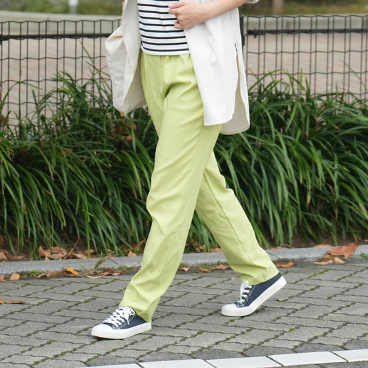 NOBIRUNOストレッチパンツ