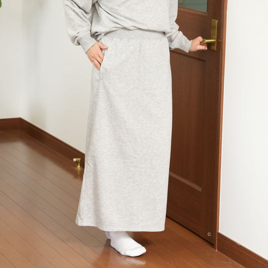 らくにのびーるストレッチスウェットスカート