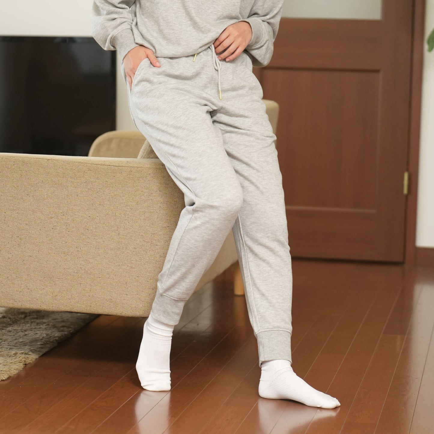 らくにのびーるストレッチスウェットパンツ