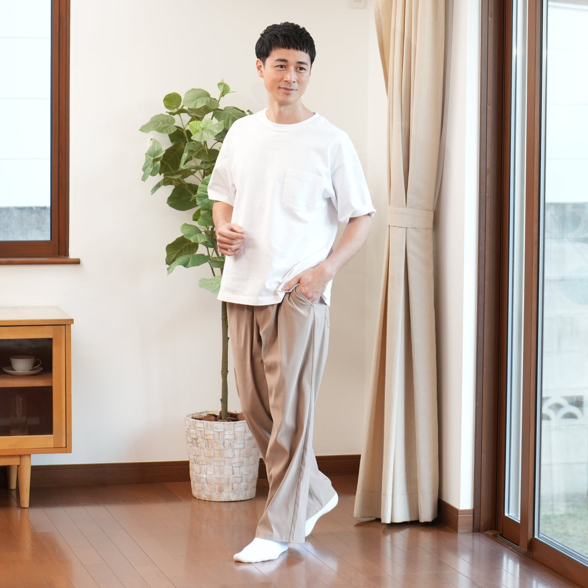 NOBIRUNOストレッチパンツ(ワイド)