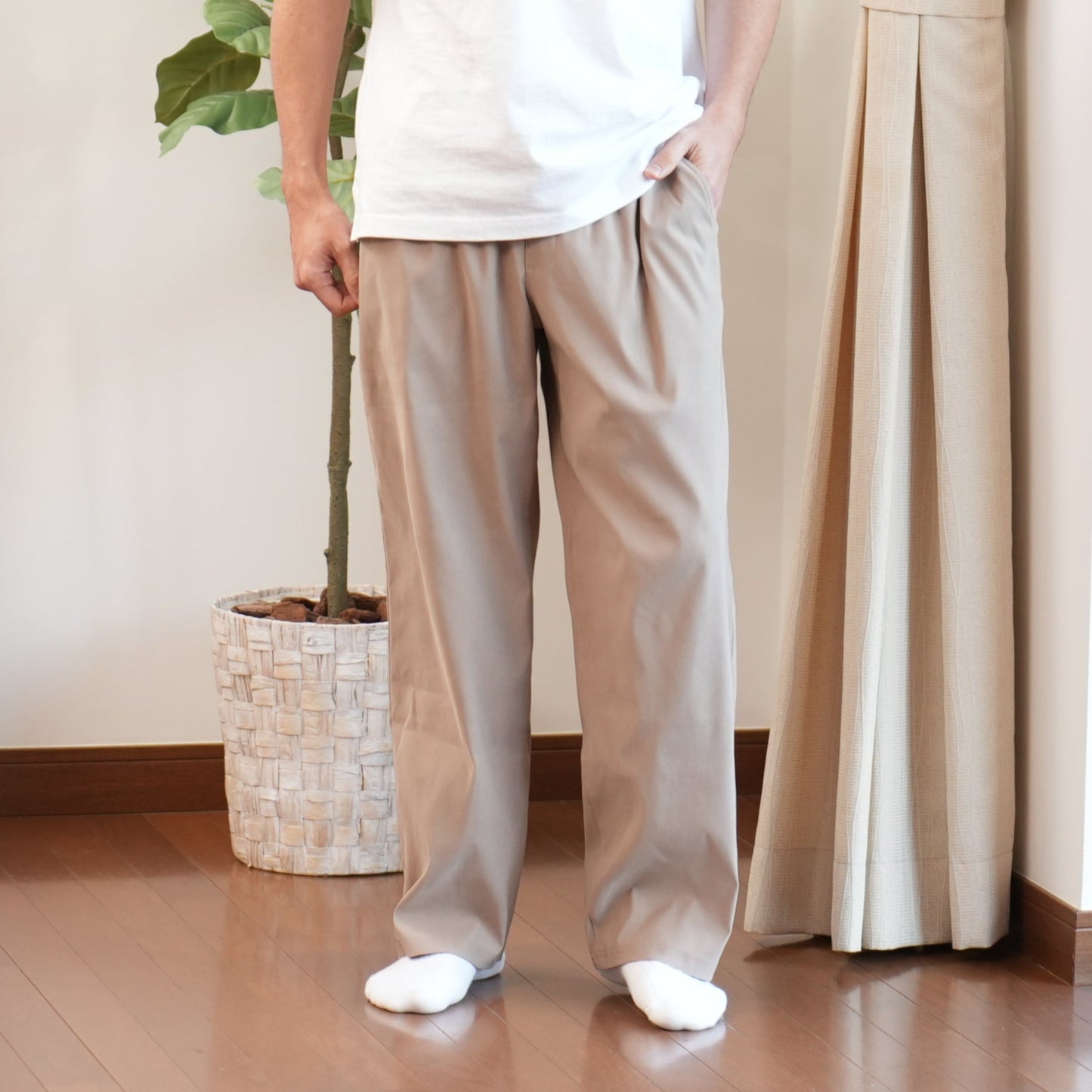 NOBIRUNOストレッチパンツ(ワイド)