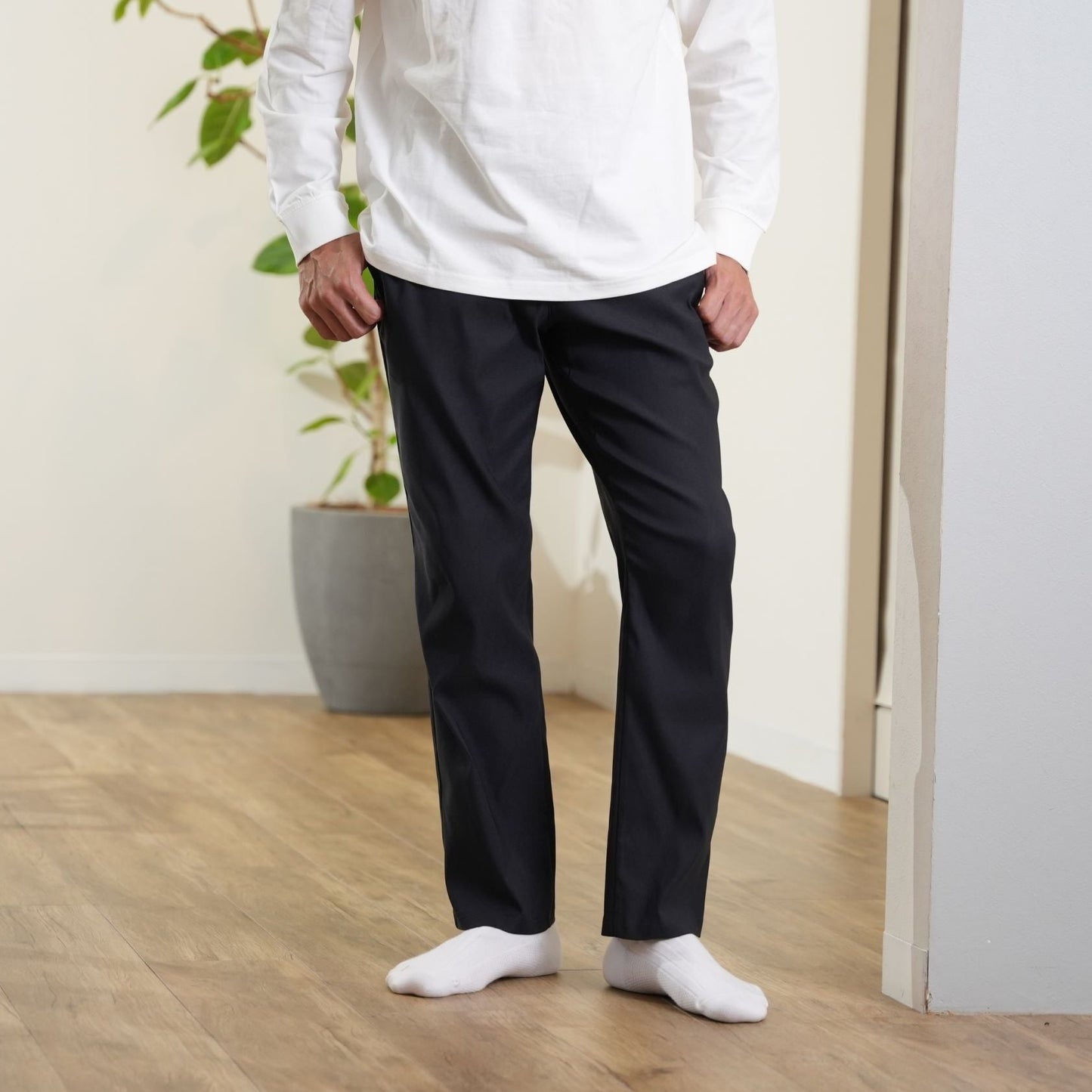 らくにのびーるストレッチパンツ