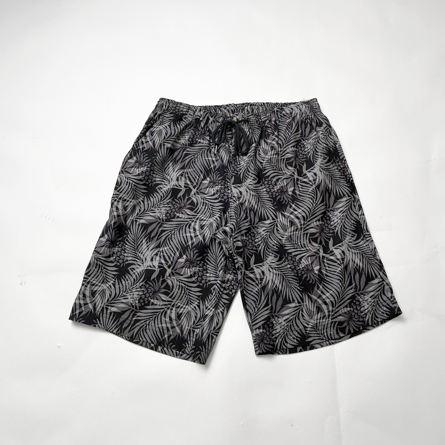 NOBIRUNOストレッチショートパンツ（総柄）