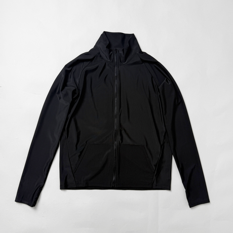 ラッシュガード