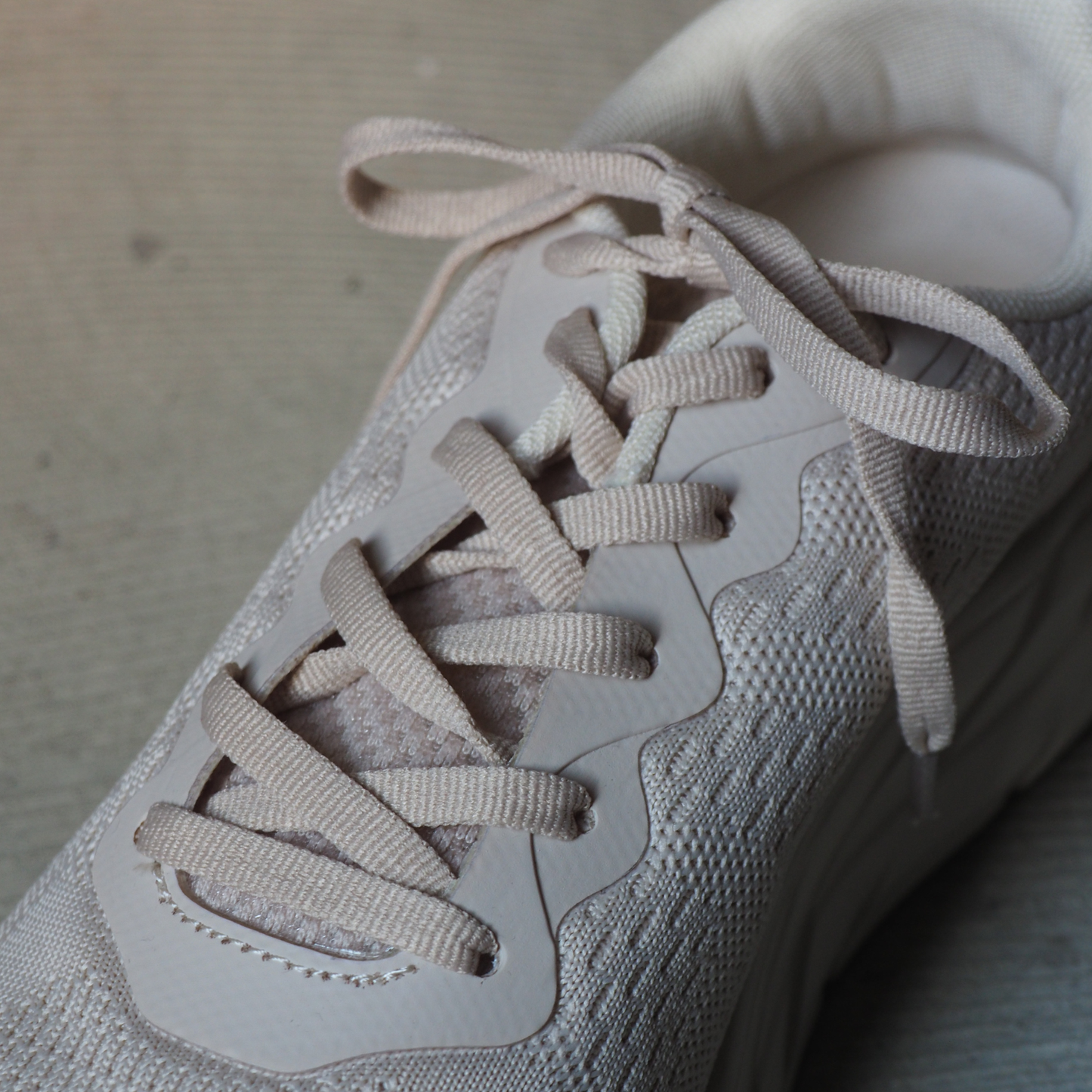 ちょうどいい、毎日のクッションスニーカー