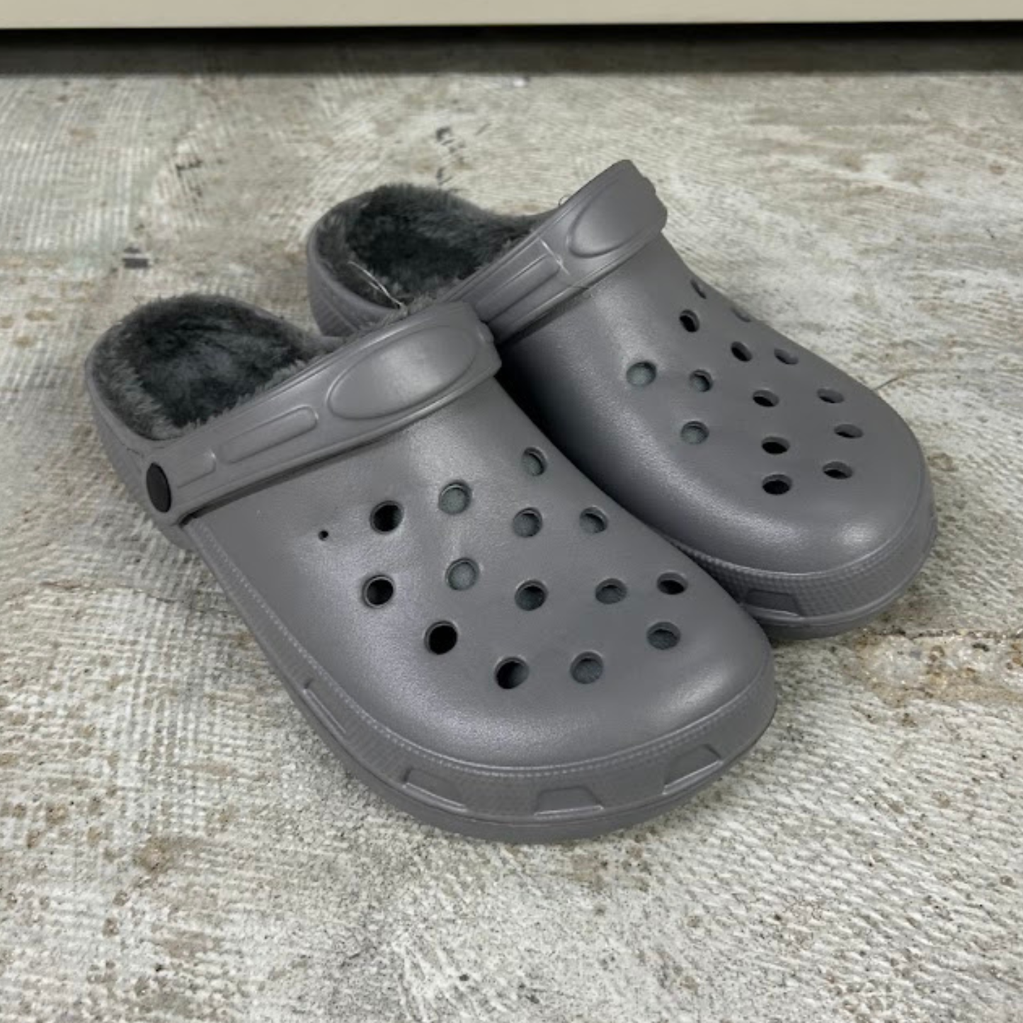 ウィンターサンダル